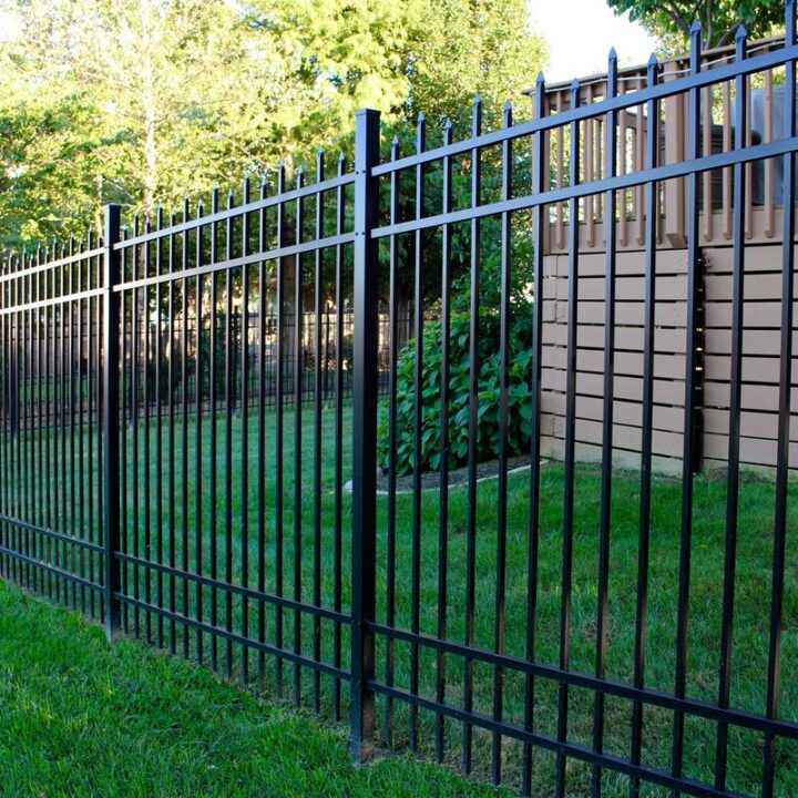 Classic Spear Aluminum Fence